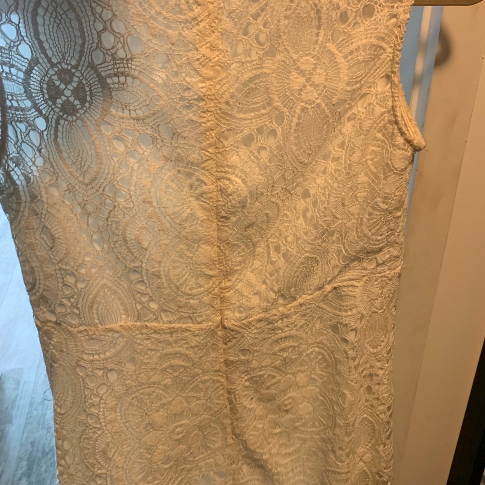 Dress - Picture 2 of 3